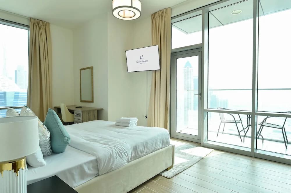 Dubai Canal View 1 BR Premium Apartment - AMN - photo 4