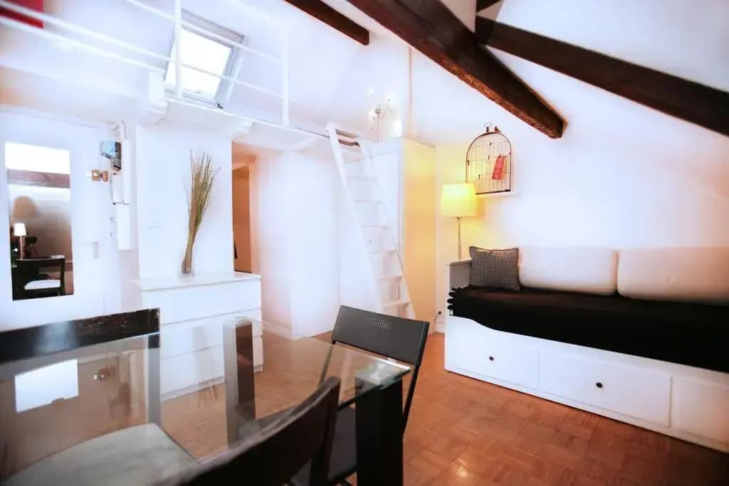 Lovely Marais Sudio with Mezzanine (94) - photo 4