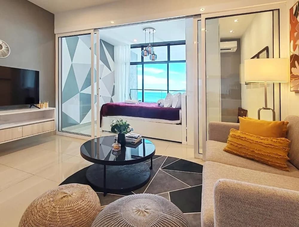 Seaview Bliss Studio - Tropical Elegance - photo 21