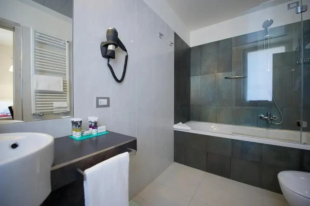 Mercure Milano Solari Hotel - photo 15