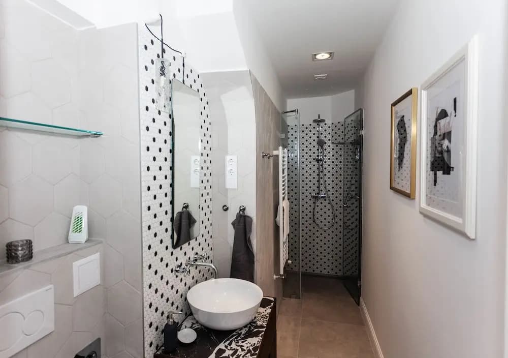 Luxury Central Apartment - photo 7