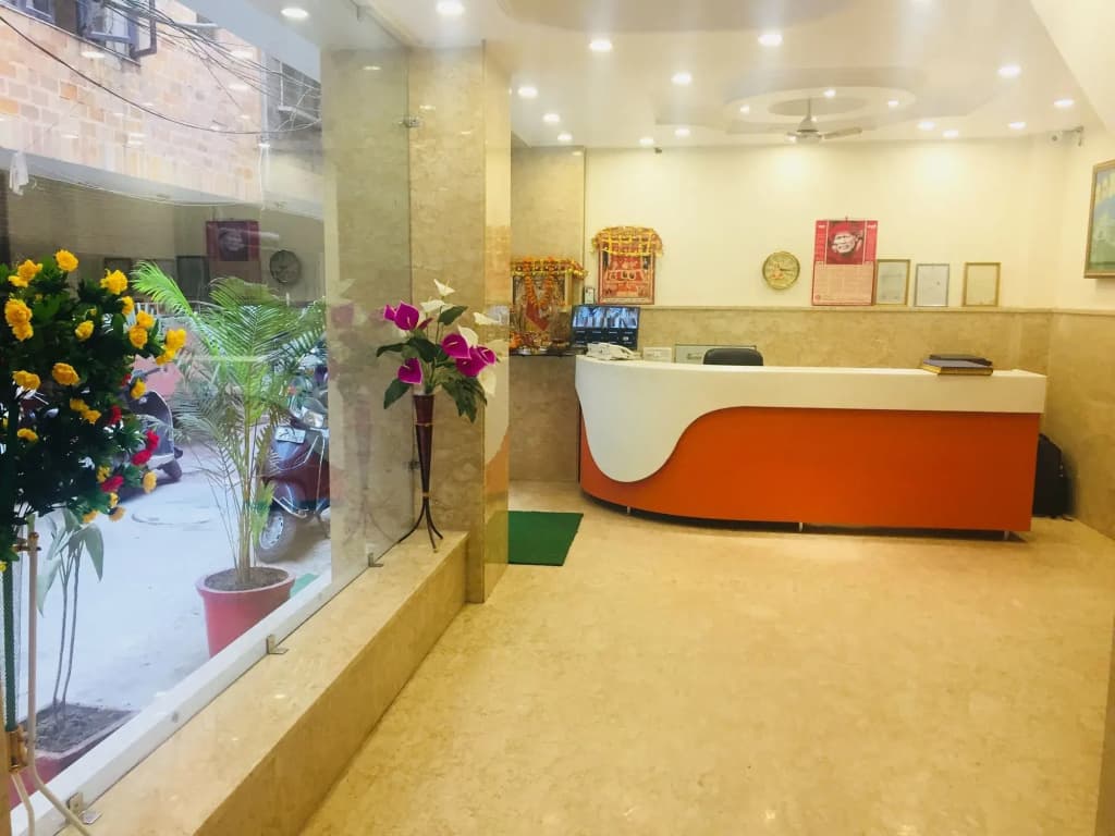 Hotel Tushar Continental - main photo
