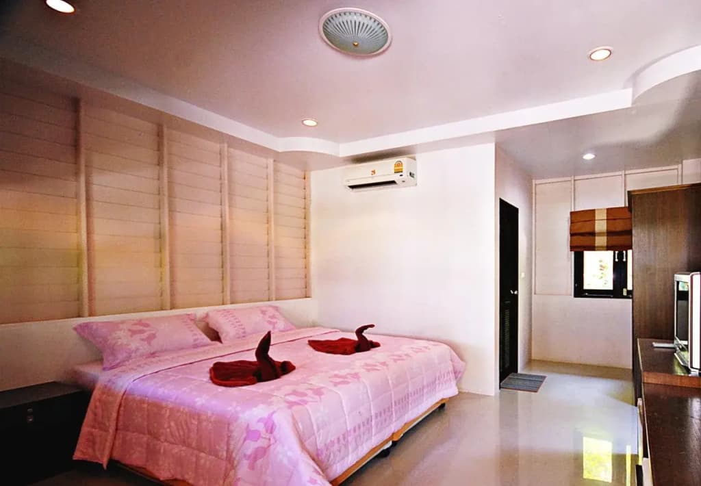 Haadyao Bungalows - photo 2