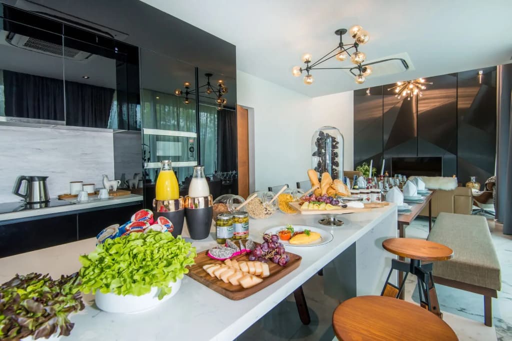Glam Habitat Hotel - photo 12
