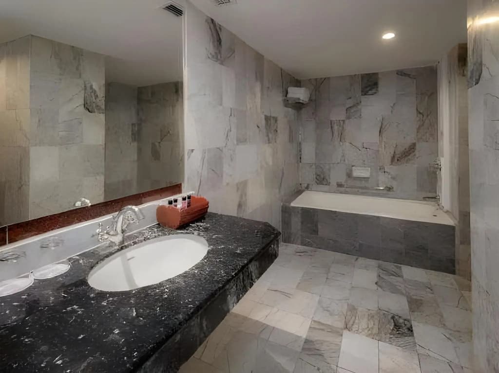 Alexander Hotel - photo 8