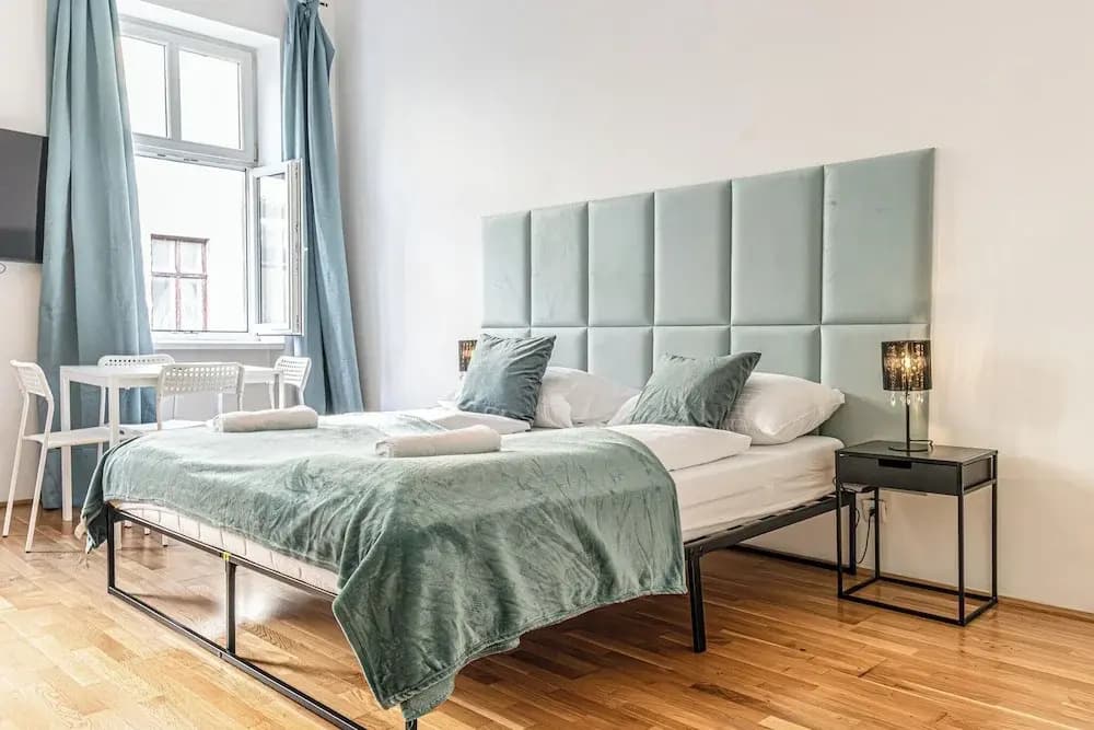 Charming 1BR Apt 15 Min to Vienna - photo 1