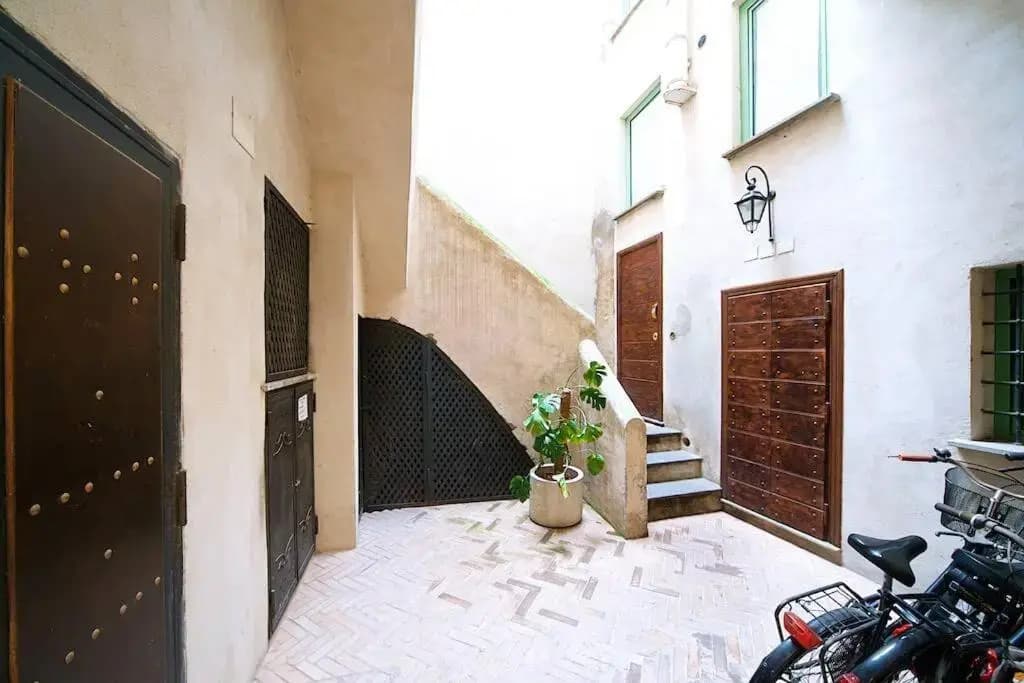 Campo dé Fiori - Apt 2 - photo 1