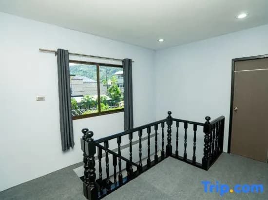 Lovely 3 Bed 3 Bath Villa 400m To Beach - photo 1