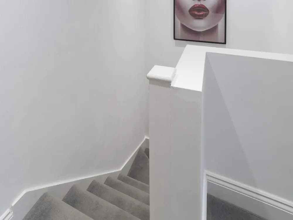 Boutique Tower Bridge Apartment - photo 28
