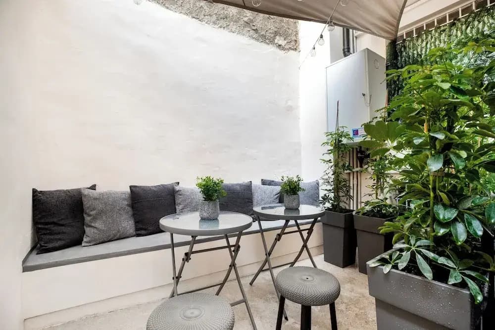 Plaka Clio Apartment by A&A Residences - photo 15