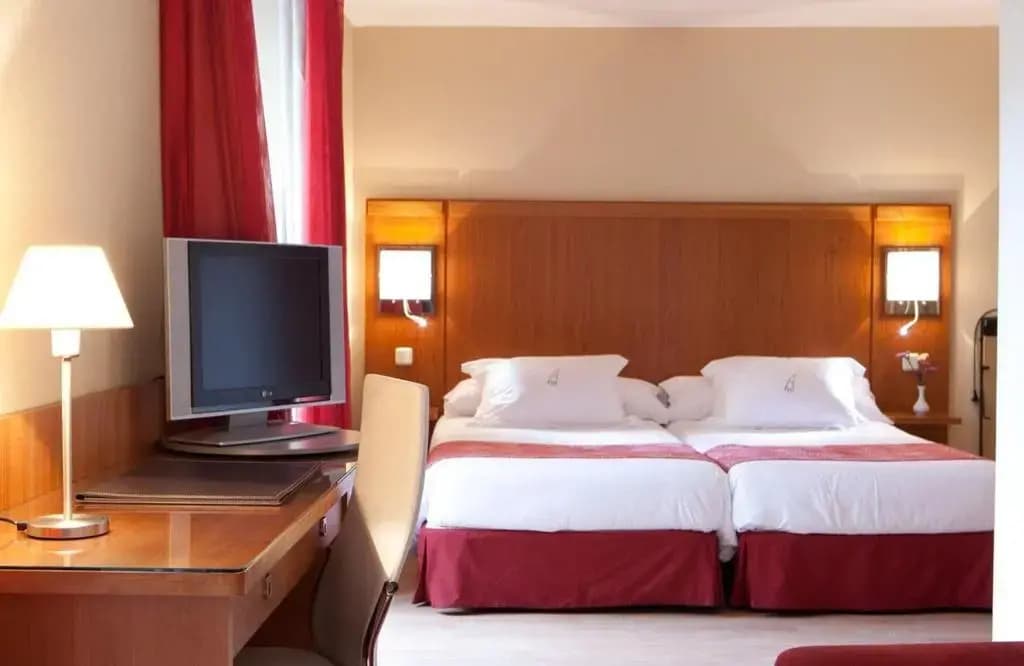 Ateneo Hotel - photo 3