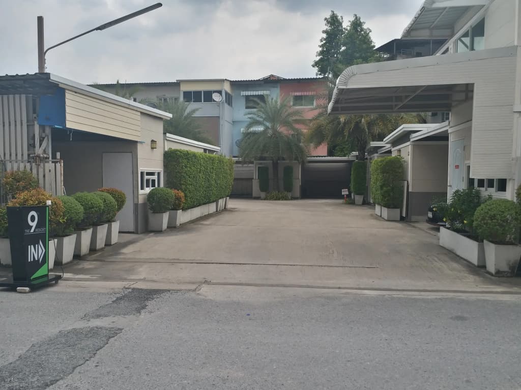 The 9 Resort - main photo