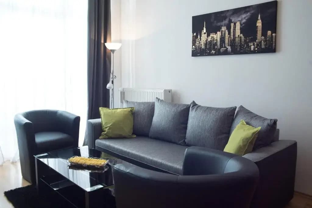 Apartment with Big Terrace - photo 4