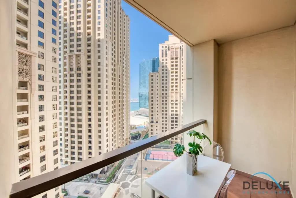 Classy 1BR in Bahar, Jumeirah Beach Residence by Deluxe Holiday Homes - photo 6