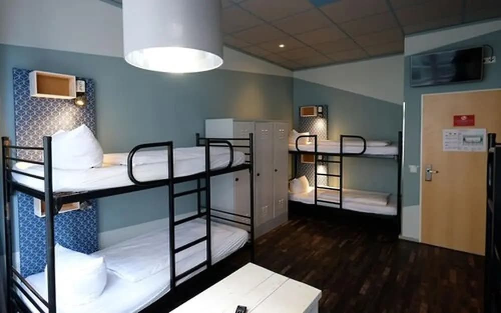 Singer109 Hostel - photo 8