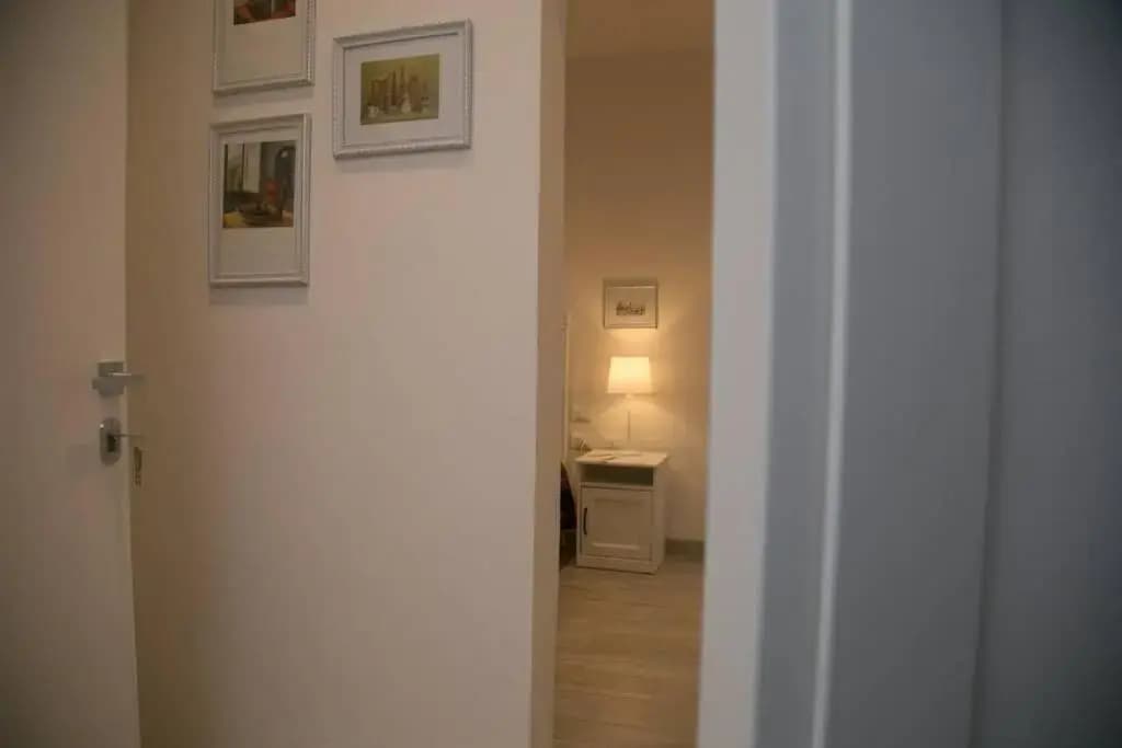 Giripaso Apartment - photo 11