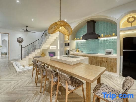 Blanche D: Colonial 3BR Villa w/ Pool in Berawa  - A Luxury Private Villa By Balinest Villas - photo 1