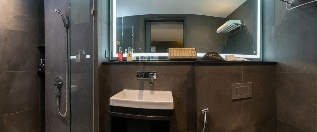 The Gravitique Hotel Khaosan - photo 4