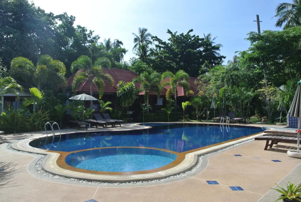 Mac's Bay Resort - photo 12