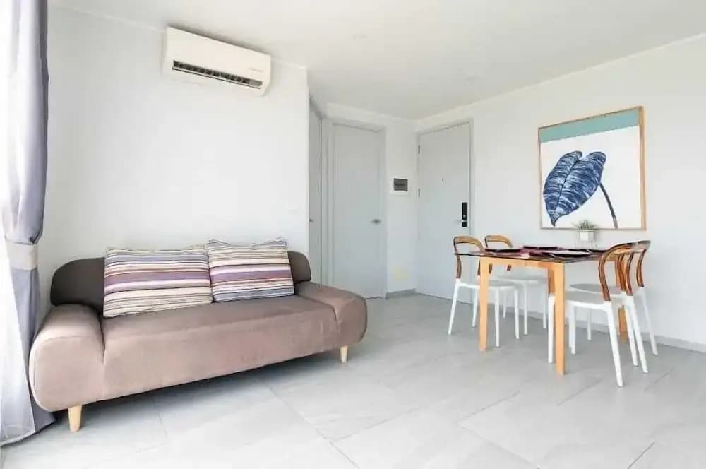 Sleek 2 Bed Apt T2-818 - photo 11