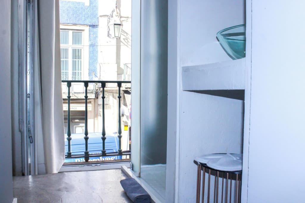 Lisbon Studios - photo 30