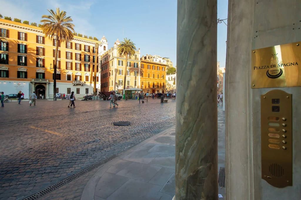 Piazza Di Spagna Just For Us - photo 17