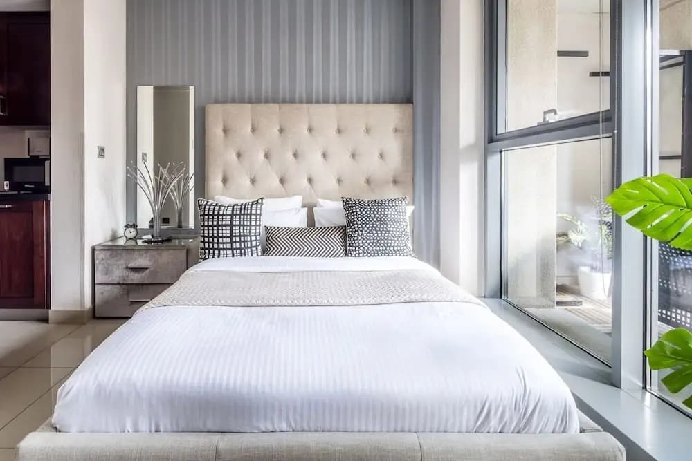 Spacious + Functional Studio Apt in Downtown Dubai - photo 2