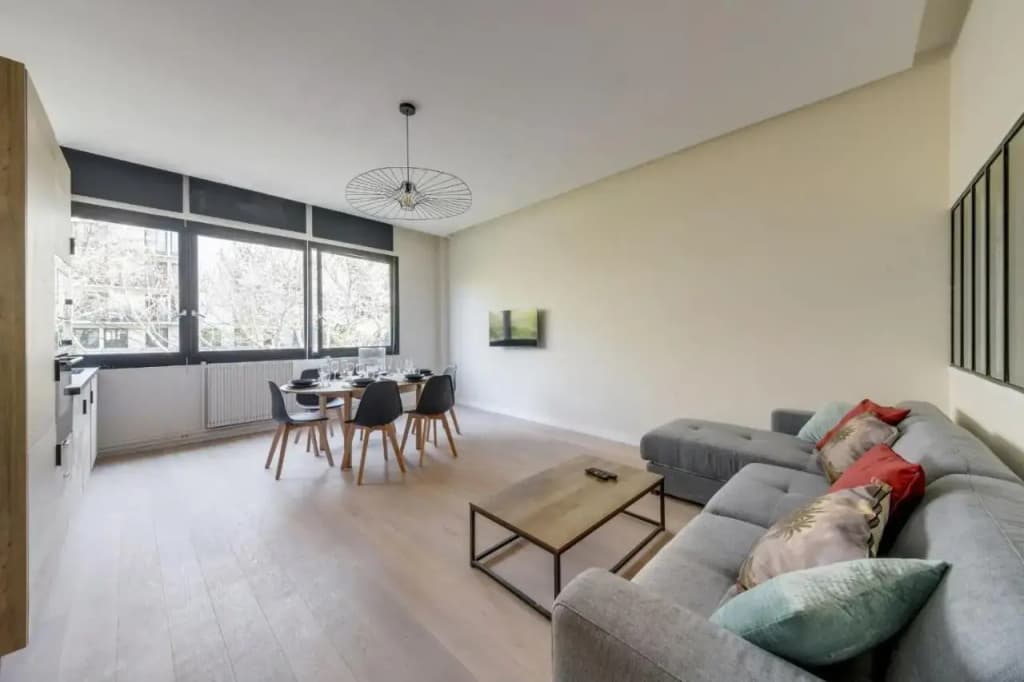 188-Suite Eight - photo 2