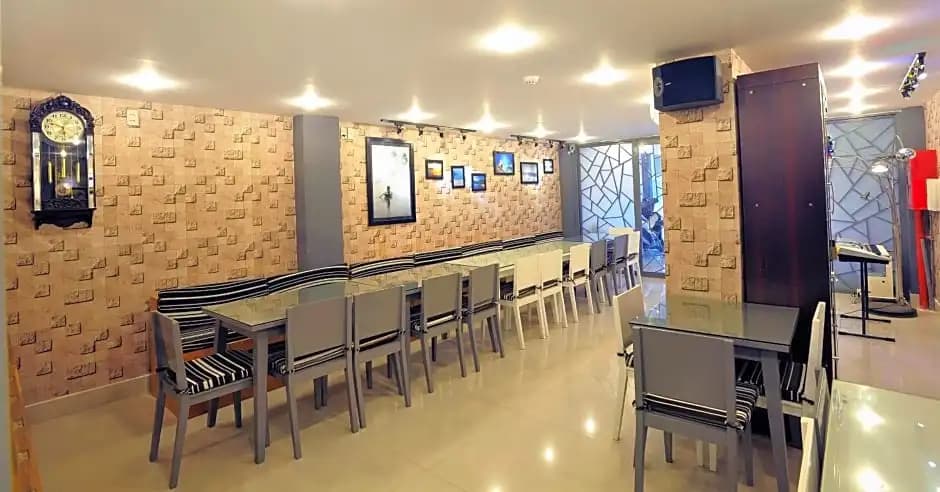 The Carnation Hotel Da Nang - photo 32