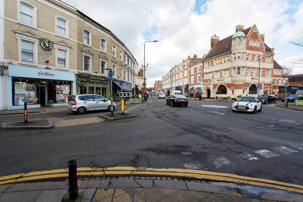 Veeve - Traditional Wimbledon Village - photo 10