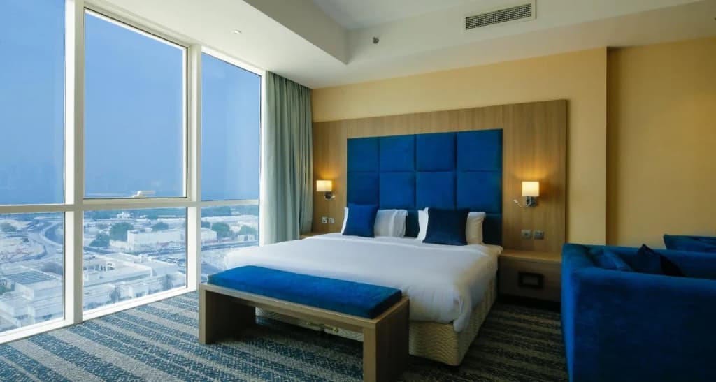 The Castle Premium Hotel - photo 4