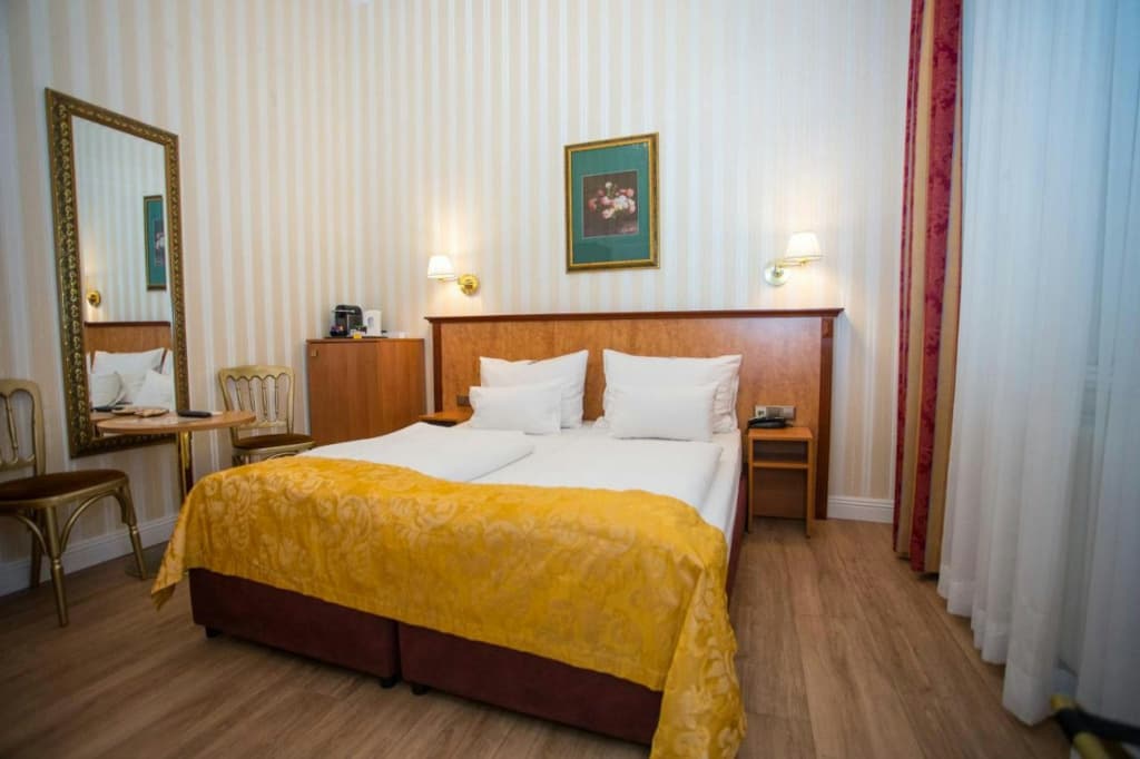 Opera Suites - Self Check-in - photo 7