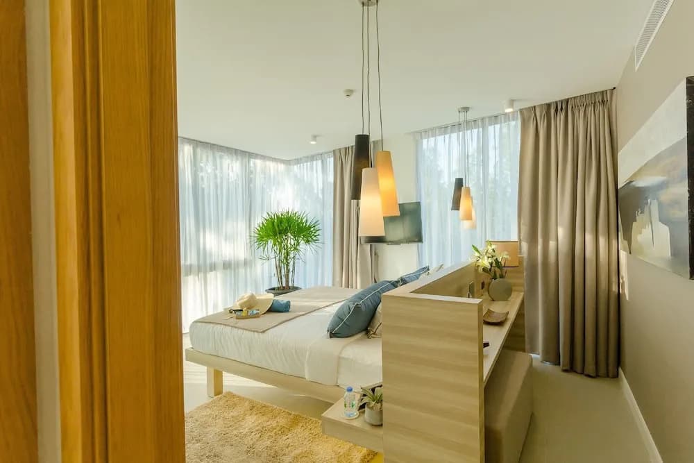 Oceanstone by Holy Cow 511 - main photo