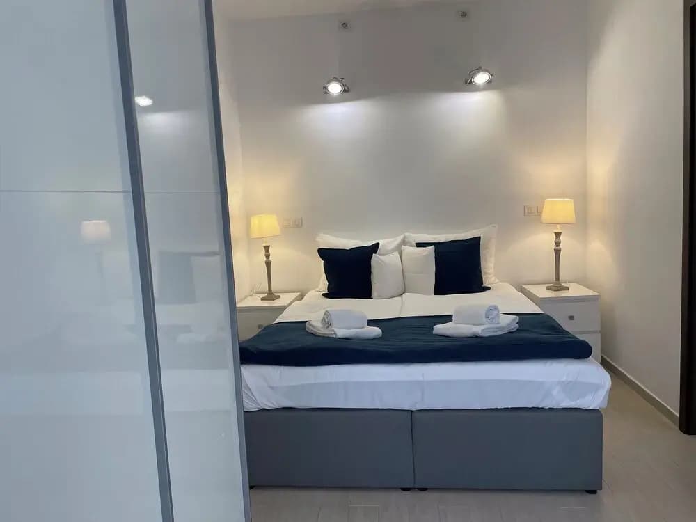 Smart Carrara Apartments - photo 7