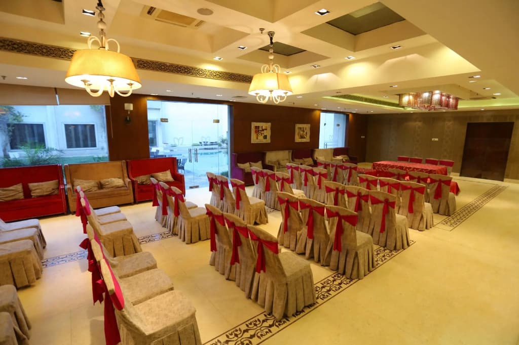 Mohan Vilaas Hotel and Resort - photo 10