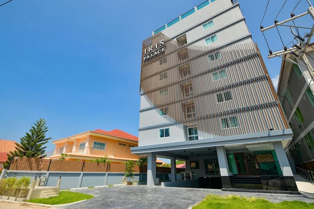 Iris palace - main photo