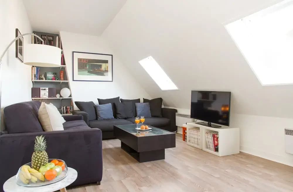 Central Paris - City Views Apartment - photo 10