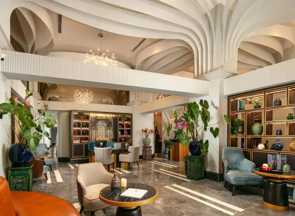 May De Ville Lakeside Hotel - photo 26
