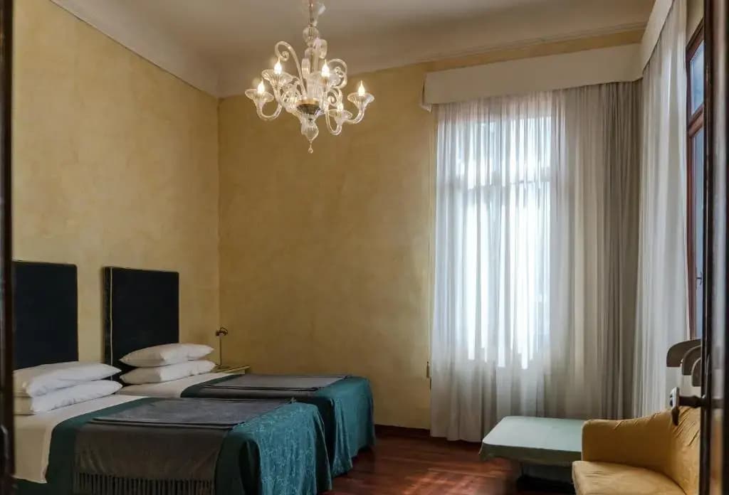 Luxury Balcony Apartment - photo 2