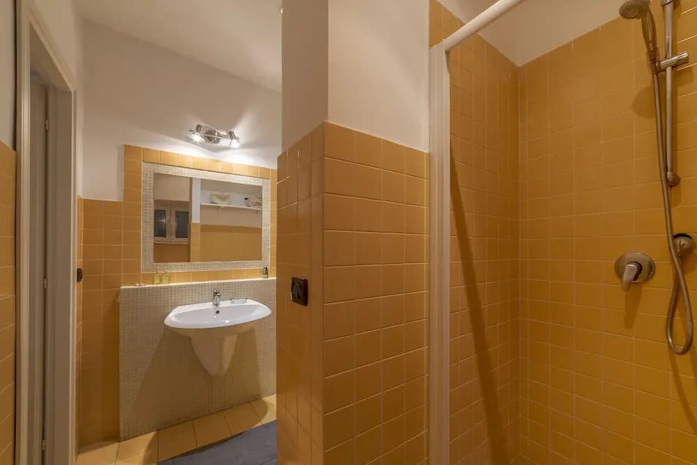 Colosseo Modern Apartment - photo 8