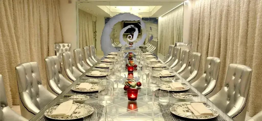 The Luxe Manor - photo 12