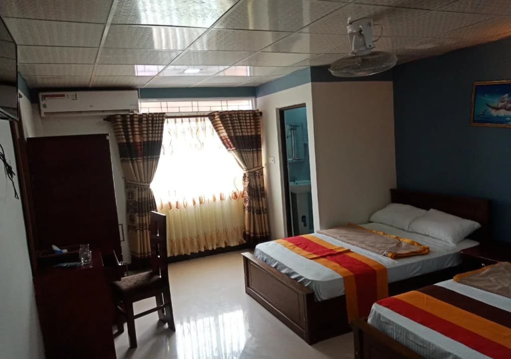 Global City Hotel - photo 12