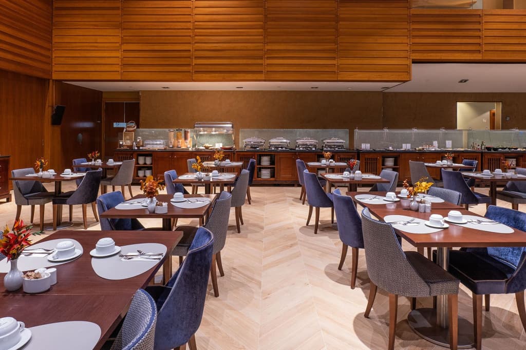 Eurostars Grand Marina - photo 34