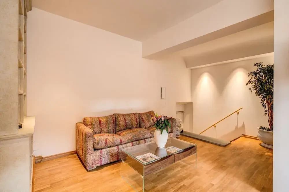HI Margutta Apartment - photo 11