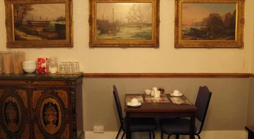 Oakley Hotel - photo 26