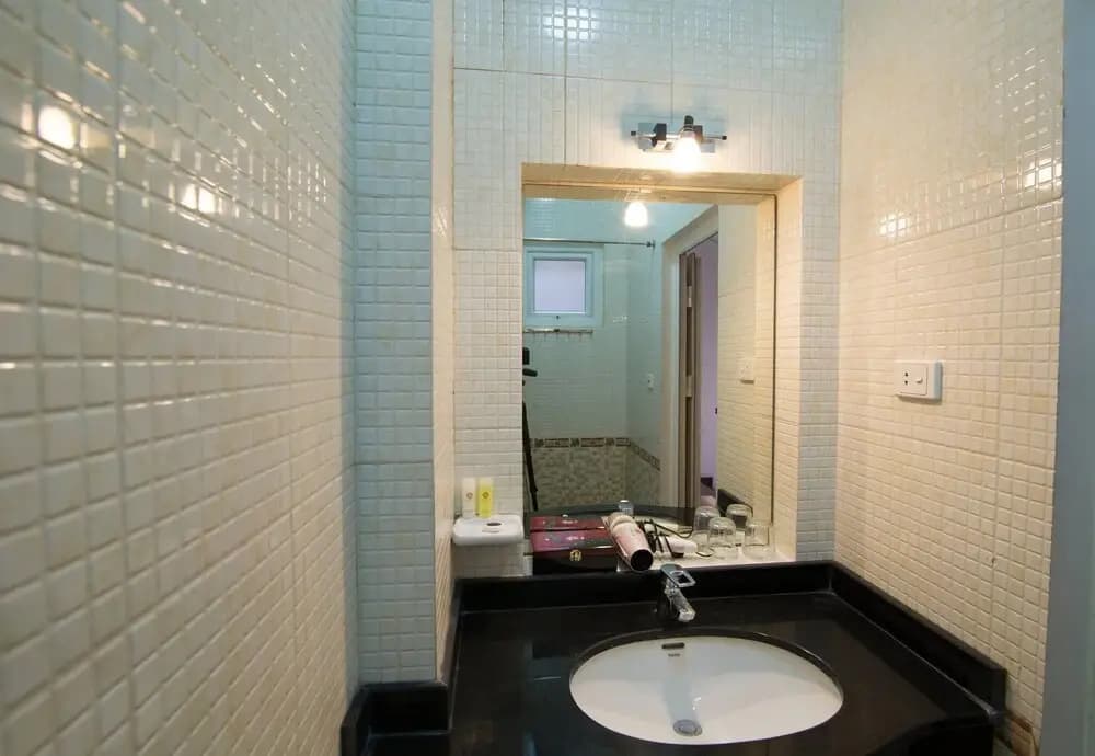 Homestay in Hanoi Old Quarter Private Room with En Suite - photo 6