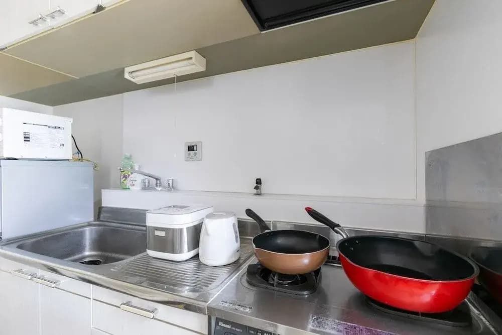 Shinkoiwa Colorbee Hostel 3 - photo 10