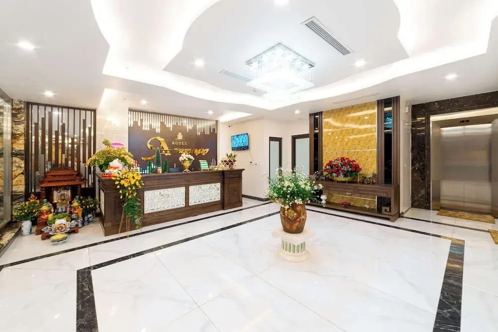 Rosee Hotel & Apartment - photo 3