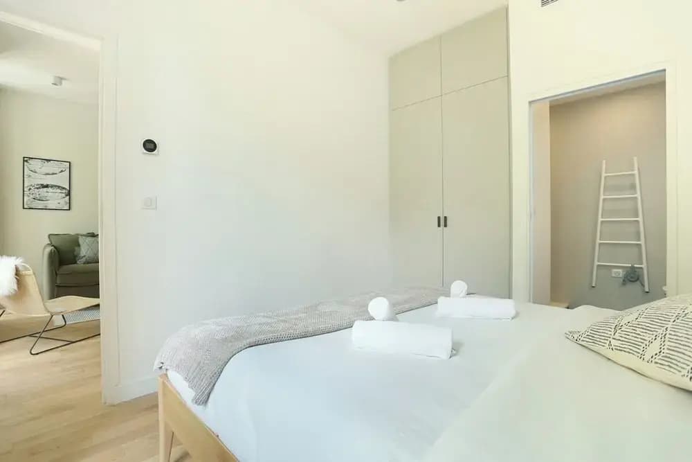 Lovely and new Apartment Center of Paris - photo 4