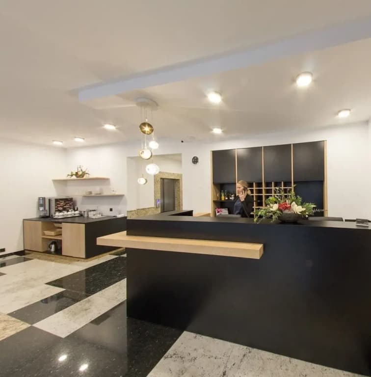 Valcha Apartments - photo 2